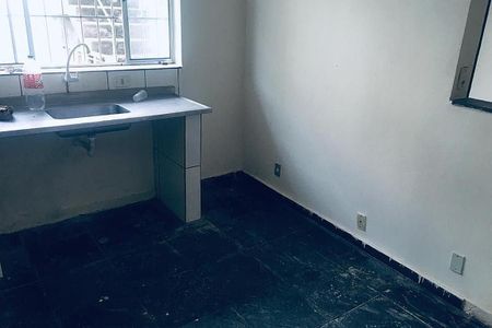 Casa à venda com 3 quartos, 50m² em Vila Quitauna, Osasco