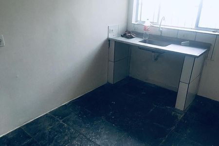 Casa à venda com 3 quartos, 50m² em Vila Quitauna, Osasco