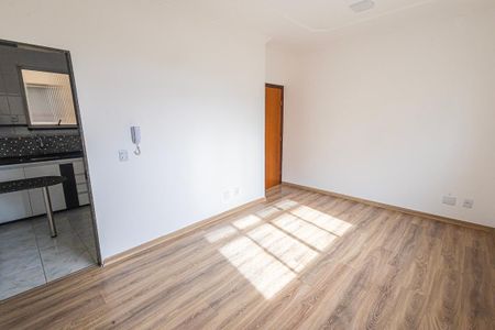 sala de apartamento à venda com 3 quartos, 59m² em Heliópolis, Belo Horizonte