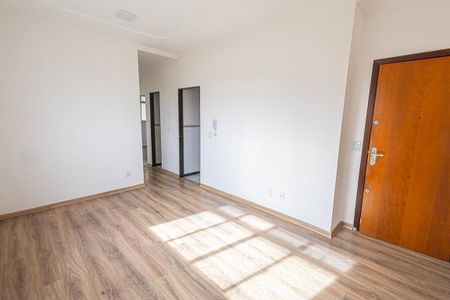 sala de apartamento à venda com 3 quartos, 59m² em Heliópolis, Belo Horizonte