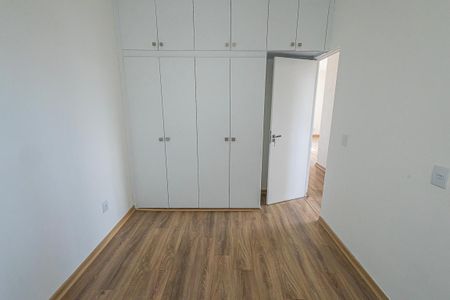 quarto 2 de apartamento à venda com 3 quartos, 59m² em Heliópolis, Belo Horizonte