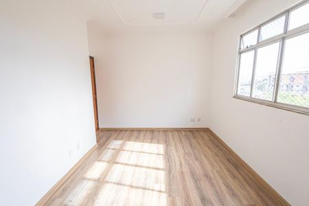sala de apartamento à venda com 3 quartos, 59m² em Heliópolis, Belo Horizonte