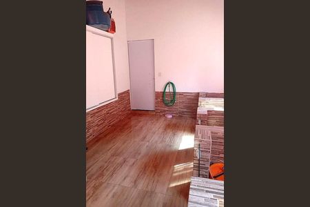 Casa à venda com 2 quartos, 128m² em Conceicao, Osasco