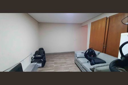 Casa à venda com 350m², 5 quartos e 1 vaga