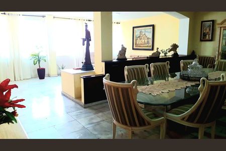 Apartamento para alugar com 5 quartos, 300m² em Boqueirão, Santos