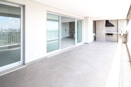 Apartamento para alugar com 127m², 3 quartos e 2 vagasVaranda