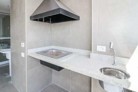 Varanda de apartamento para alugar com 3 quartos, 127m² em Vila Anastácio, São Paulo