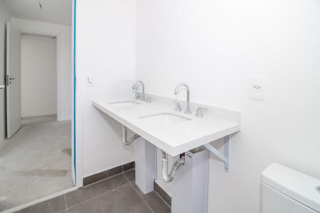 Apartamento para alugar com 127m², 3 quartos e 2 vagasBanheiro da Suíte 1