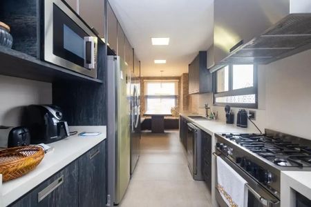 Apartamento à venda com 258m², 4 quartos e 4 vagas