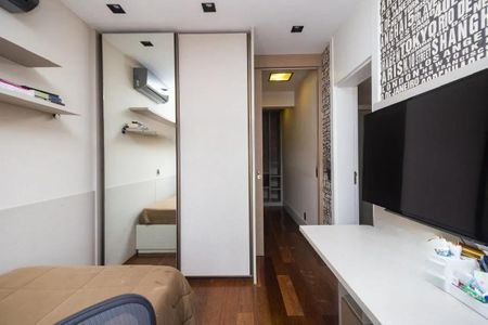 Apartamento à venda com 258m², 4 quartos e 4 vagas