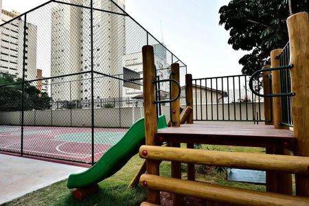 Apartamento à venda com 258m², 4 quartos e 4 vagas