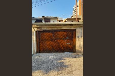 Casa à venda com 3 quartos, 124m² em Vila Gumercindo, São Paulo