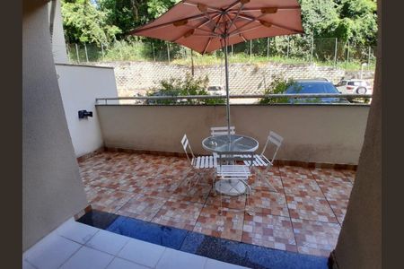 Apartamento à venda com 42m², 1 quarto e 1 vaga