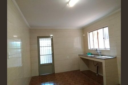Casa à venda com 3 quartos, 100m² em Jardim Tiete, São Paulo