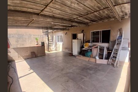 Casa à venda com 158m², 4 quartos e sem vaga