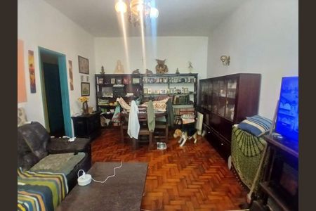 Casa à venda com 158m², 4 quartos e sem vaga