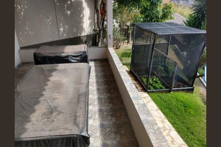 Casa de condomínio para alugar com 247m², 3 quartos e 3 vagasVaranda