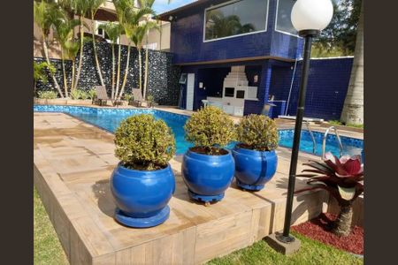 Casa de condomínio para alugar com 247m², 3 quartos e 3 vagasPiscina