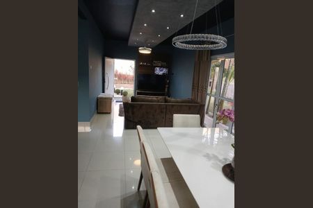 Sala de jantar de casa de condomínio para alugar com 3 quartos, 247m² em Jardim Angela (Zona Sul), São Paulo