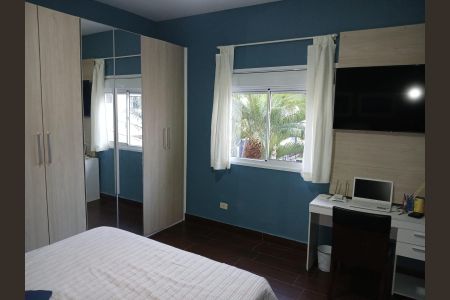 Casa de condomínio para alugar com 247m², 3 quartos e 3 vagasQuarto