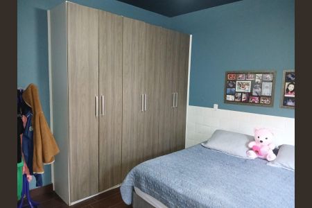 Casa de condomínio para alugar com 247m², 3 quartos e 3 vagasQuarto