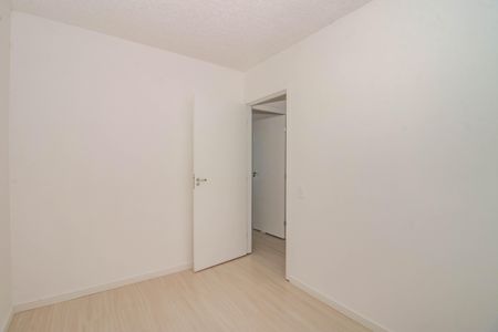 Quarto 2 de apartamento para alugar com 2 quartos, 41m² em Rubem Berta, Porto Alegre