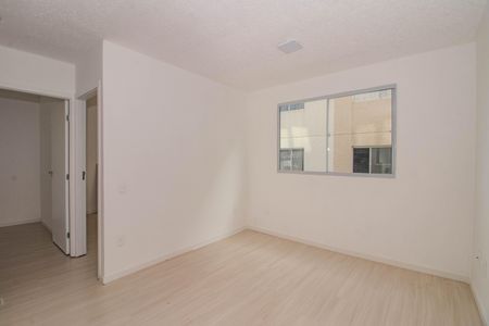 Sala de apartamento para alugar com 2 quartos, 41m² em Rubem Berta, Porto Alegre