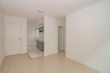 Sala de apartamento para alugar com 2 quartos, 41m² em Rubem Berta, Porto Alegre