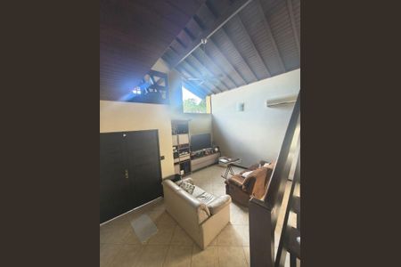 Casa à venda com 3 quartos, 214m² em Maravista, Niterói