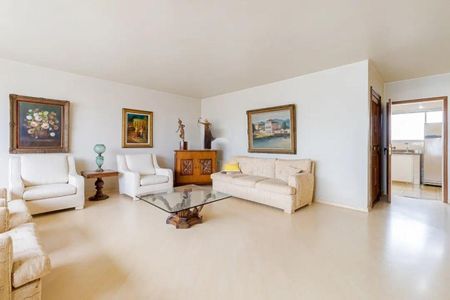 Apartamento à venda com 3 quartos, 168m² em Santa Cecilia, São Paulo