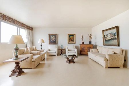 Apartamento à venda com 3 quartos, 168m² em Santa Cecilia, São Paulo