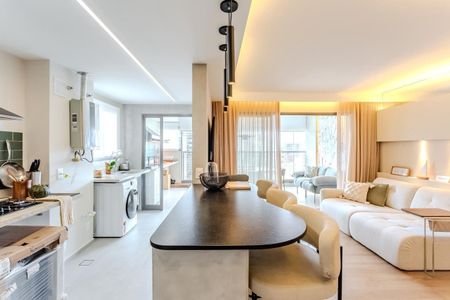 Apartamento à venda com 2 quartos, 92m² em Jardim das Acacias, São Paulo