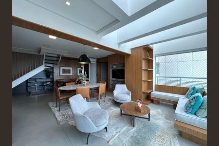 Apartamento à venda com 2 quartos, 134m² em Jardim das Acacias, São Paulo