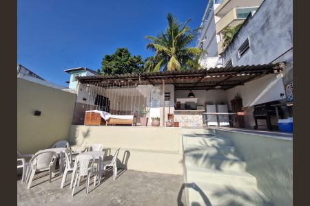 Casa à venda com 3 quartos, 165m² em Jardim Guanabara, Rio de Janeiro
