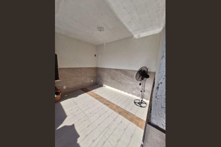 Casa à venda com 3 quartos, 165m² em Jardim Guanabara, Rio de Janeiro