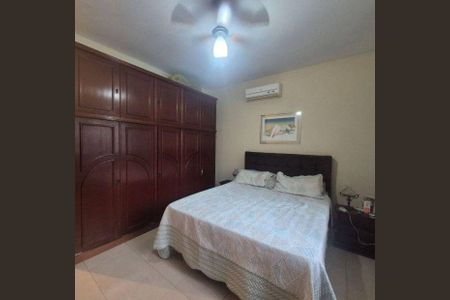 Casa à venda com 3 quartos, 187m² em Itaipu, Niterói