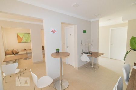 Apartamento à venda com 41m², 2 quartos e sem vagaÁrea comum - Salão de festas