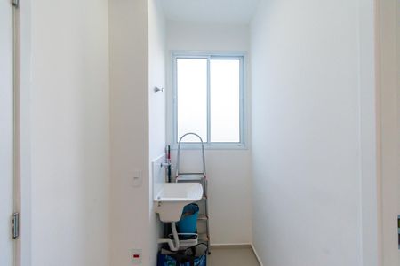 Apartamento para alugar com 37m², 2 quartos e sem vaga Apartamento para alugar com 37m², 2 quartos e sem vagaÁrea de Serviço