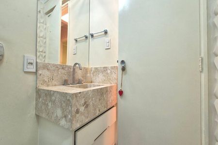 Apartamento à venda com 130m², 3 quartos e 1 vagaBanheiro