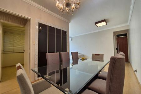 Apartamento à venda com 130m², 3 quartos e 1 vagaSala de Jantar