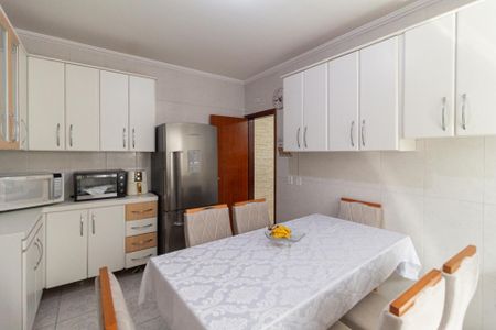 Casa à venda com 180m², 3 quartos e 4 vagasCozinha