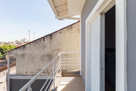 Casa à venda com 180m², 3 quartos e 4 vagasSacada da suíte 3
