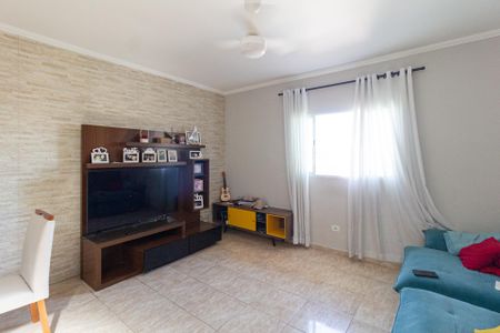 Casa à venda com 180m², 3 quartos e 4 vagasSala