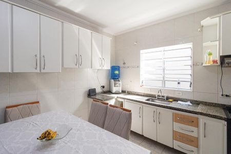 Casa à venda com 180m², 3 quartos e 4 vagasCozinha