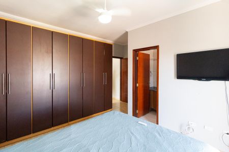 Casa à venda com 180m², 3 quartos e 4 vagasSuíte 3