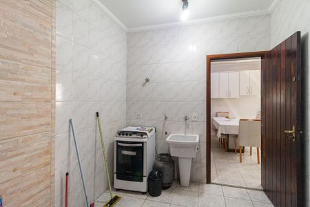 Casa à venda com 180m², 3 quartos e 4 vagasÁrea de serviço