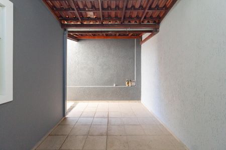 Casa à venda com 180m², 3 quartos e 4 vagasQuintal