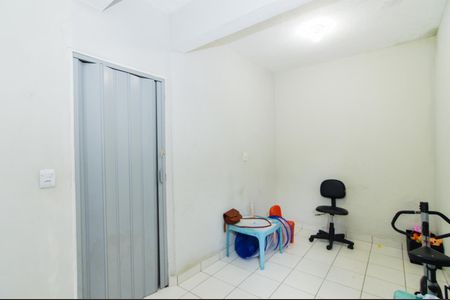Quarto 2 de casa para alugar com 2 quartos, 100m² em Parque Jurema, Guarulhos