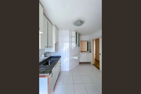 Apartamento à venda com 60m², 2 quartos e 1 vagaCozinha