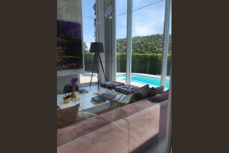 Sala de casa de condomínio à venda com 4 quartos, 437m² em Tamboré, Santana de Parnaíba